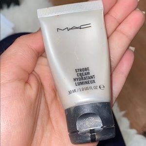 Mac stroke cream